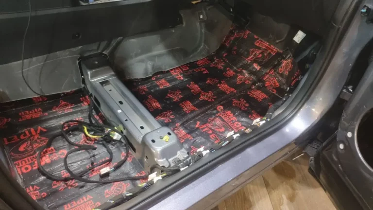 Шумоизоляция пола Chery Tiggo 8 Pro 2023-3