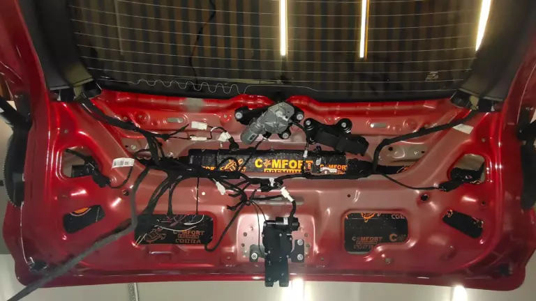 Шумоизоляция дверей HAVAL F7-4