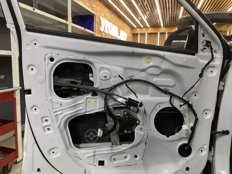 Шумоизоляция дверей Hyundai Creta-3