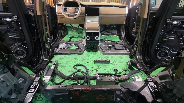 Шумоизоляция пола Land Rover Range Rover-3