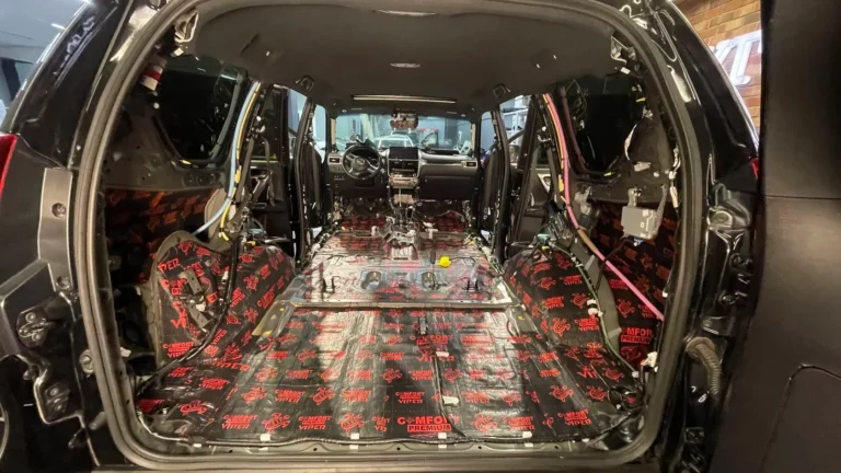Шумоизоляция пола Lexus GX 460-4