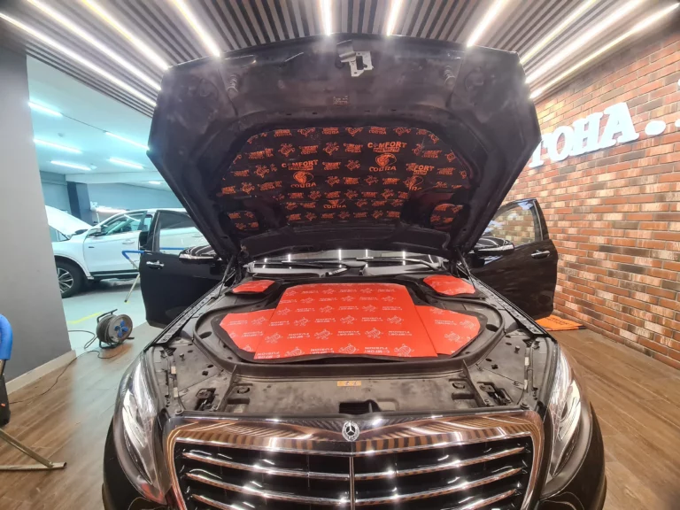 Mercedes-Benz Maybach капот 2