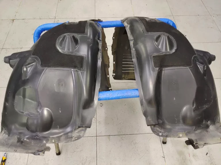 Шумоизоляция арок Tesla Model Y-4