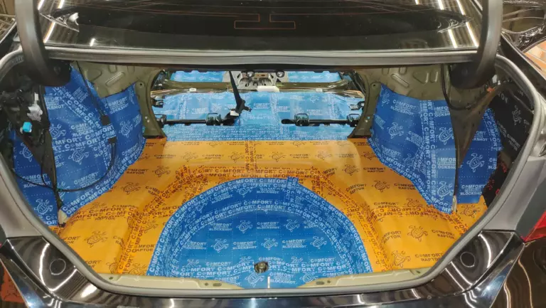 Шумоизоляция багажника Toyota Camry-4