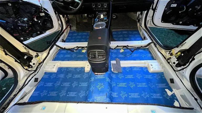 Шумоизоляция полаHyunda Elantra 2020-3