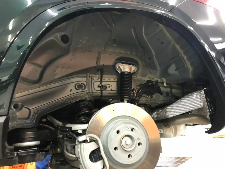 Шумоизоляция Mercedes GLE 2020 арки 1