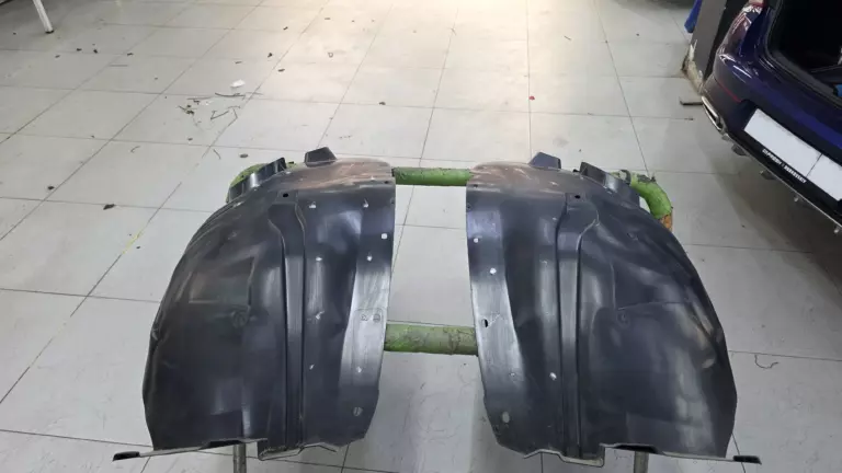Шумоизоляция арок Exeed VX-9